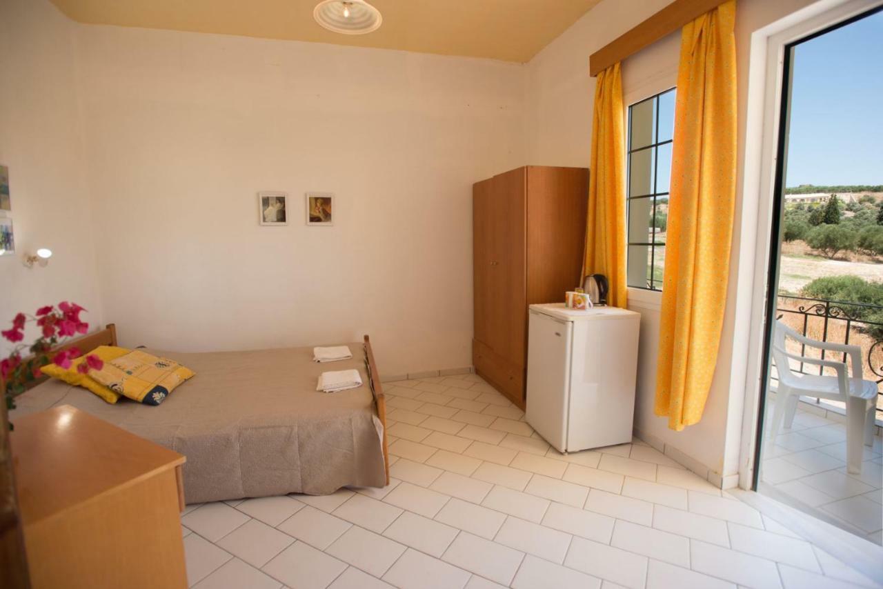 Kazakis Nikos Rooms 피치디아 객실 사진