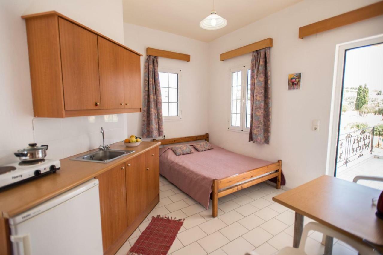 Kazakis Nikos Rooms 피치디아 외부 사진